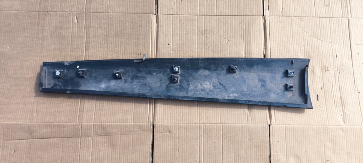 MOULURE PORTES DROIT AVANT VW ID.4