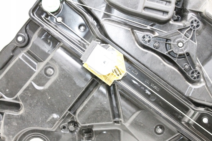 ÉLÉVATEUR VITRES ARRIÈRE DROITS PORTES MERCEDES-BENZ C (W205) A2057300279