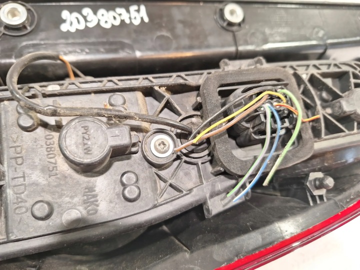PHARE ARRIÈRE GAUCHE 20380751 FIAT DOBLO II 10-