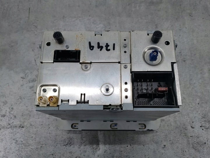 RADIO VW PASSAT B6 1K0035198C 7612002071