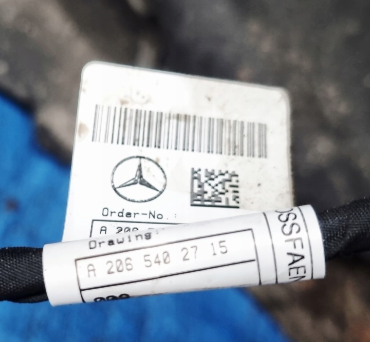 MERCEDES C-KLASA W206 DANS 206 BERLINE LIMUZYNA PARE-CHOCS AVANT AVANT POIGNÉE