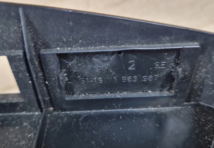 BMW E32 E34 COMMUTATEUR ACS KONTROLI TRAKCJI CARROSSERIE 61311390806