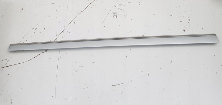MERCEDES E 211 W211 MOULURE PORTES AVANT GAUCHE A2116901962 K:744