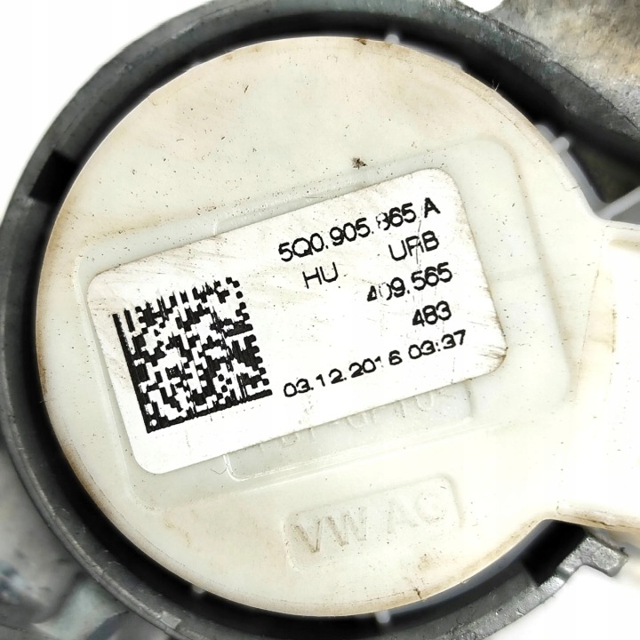 CONTACTEUR D'ALLUMAGE SKODA SUPERB III (3V3) 5Q0905865A 34289038 2.0L 110KW 2017