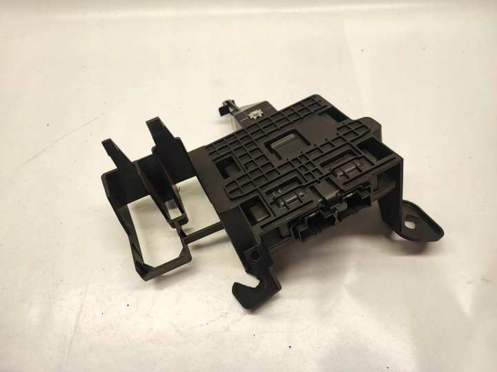 MODULE COMMANDE KEYLESS CHEVROLET CAMARO 13518838 6.2L GASOLINE 333KW 2019