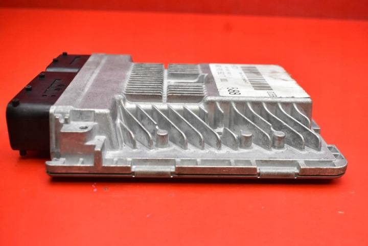 CONTRÔLEUR ORDINATEUR MOTEUR 4F0910552T AUDI A6 C6 2.4 V6 177 KM 04-08