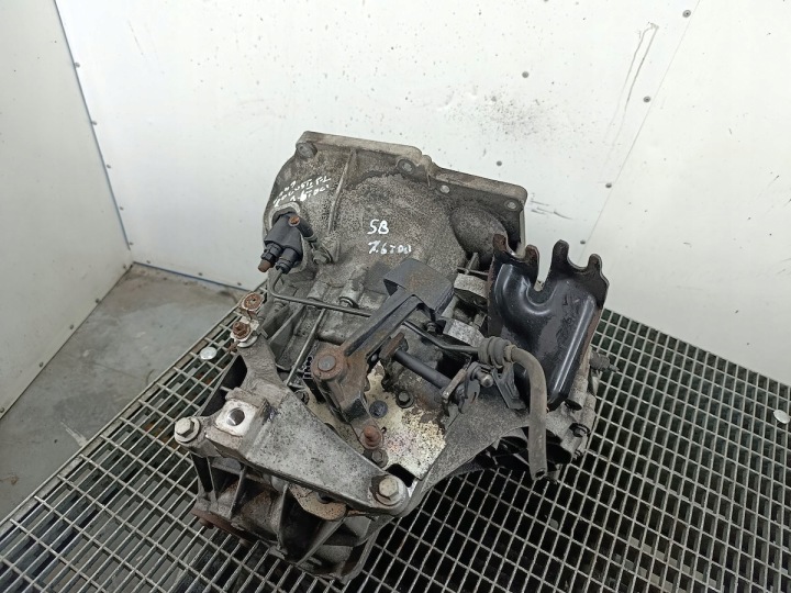 BOÎTE DE VITESSES MANUELLE 5 FORD FOCUS II RESTYLAGE 9M5R-7002-YB 1.6 TDCI