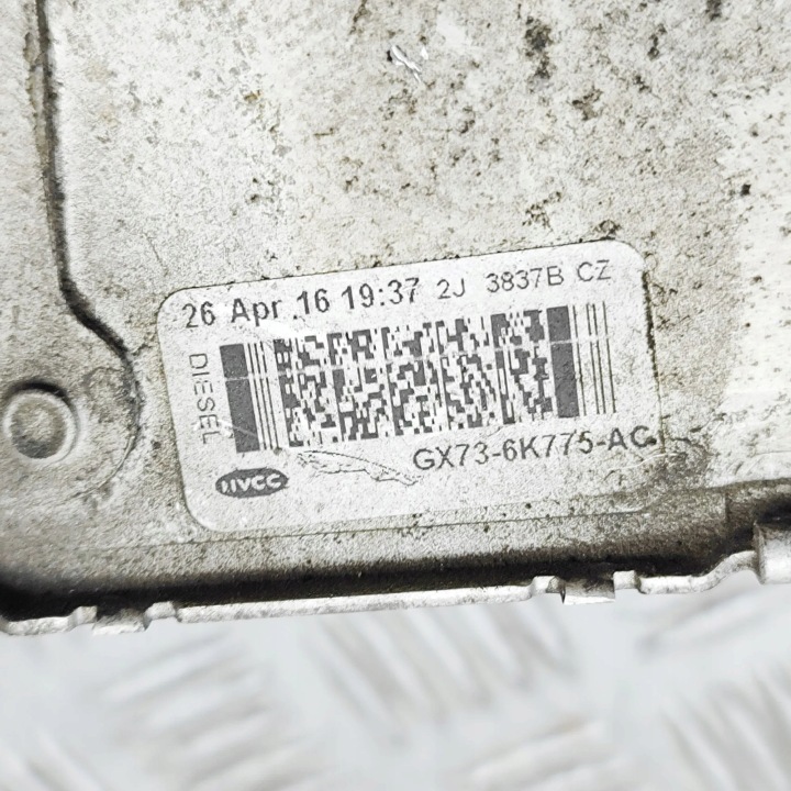 JAGUAR OE GX73-6K775-AC RADIATEUR