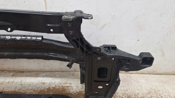PANNEAU AVANT POUTRE AMORTISSEUR HYUNDAI I10 II