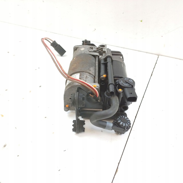 2011 BMW 5 GT F07 COMPRESSEUR SUSPENSIONS PNEUMATIQUE ARRIÈRE 4430201641