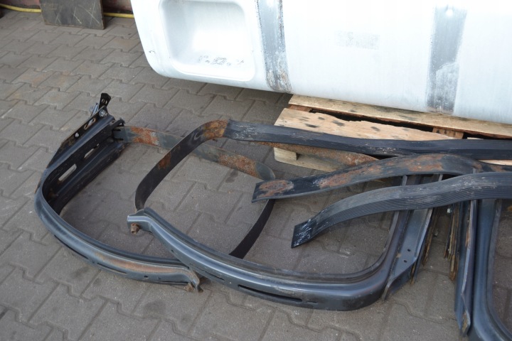 RÉSERVOIR CARBURANTS MERCEDES ACTROS MP4 660L A9604703501 MEGA LOWDECK BANC