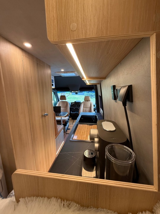 CAMPING-CAR ALESCAMP SPRINTER 4X4 696CM EXTRA LONG DMC 3,5 2026R