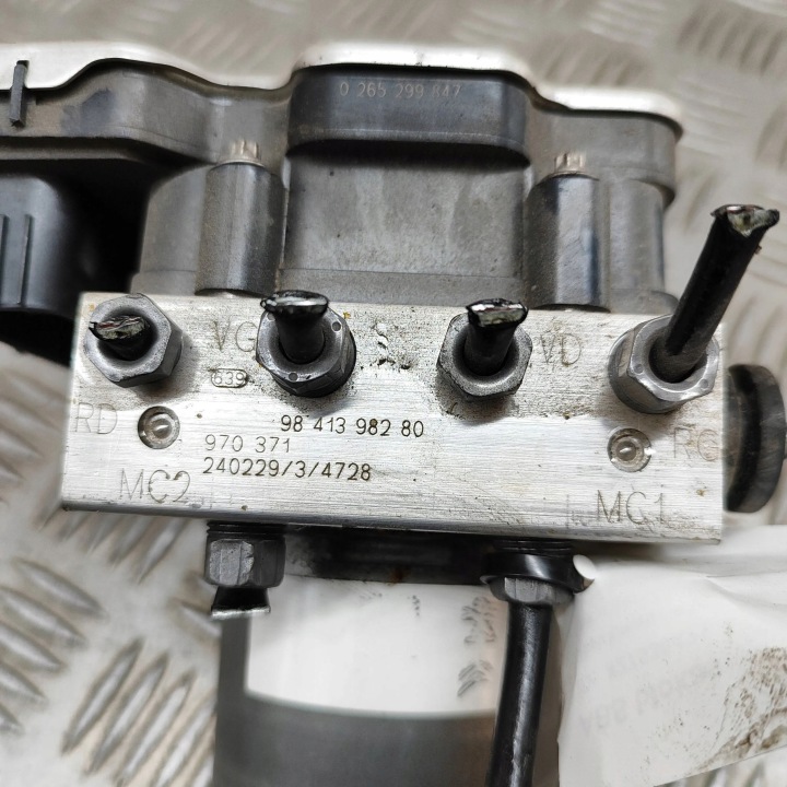 CITROEN C4 II 2024 POMPE ABS