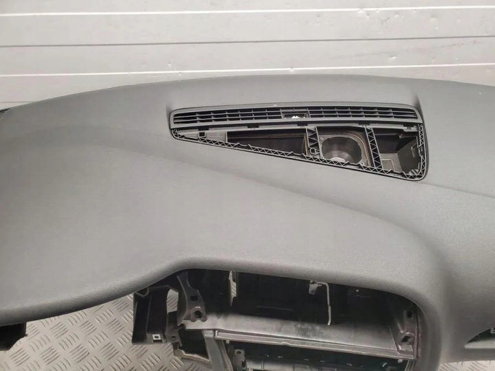 TABLEAU DE BORD COCKPIT AUDI A4 (8W2, B9) 8K1857041A 3.0L GASOLINE 2011