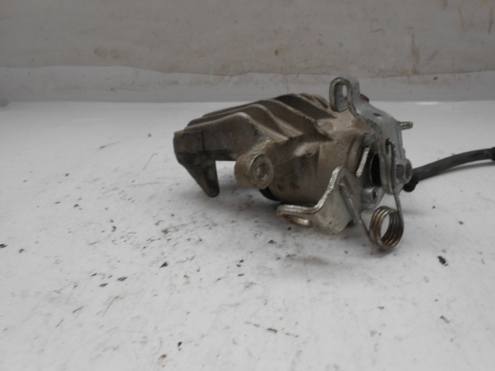 AUDI A3 8L TT 8N ÉTRIER DE FREIN FREINS ARRIÈRE GAUCHE 23SKV113