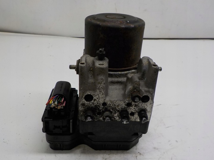 TOYOTA YARIS II POMPE ABS 44540-52120 DV 89541-52630 133800-8470