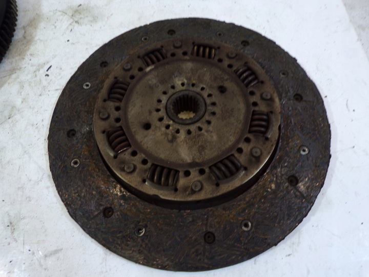 EMBRAYAGE VOLANT BIMASSE BI-MASSE 1.9 TDI 55195393 VALEO