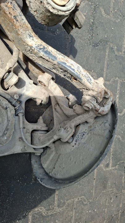 POUTRE SUSPENSIONS ARRIÈRE AUDI A4 B6