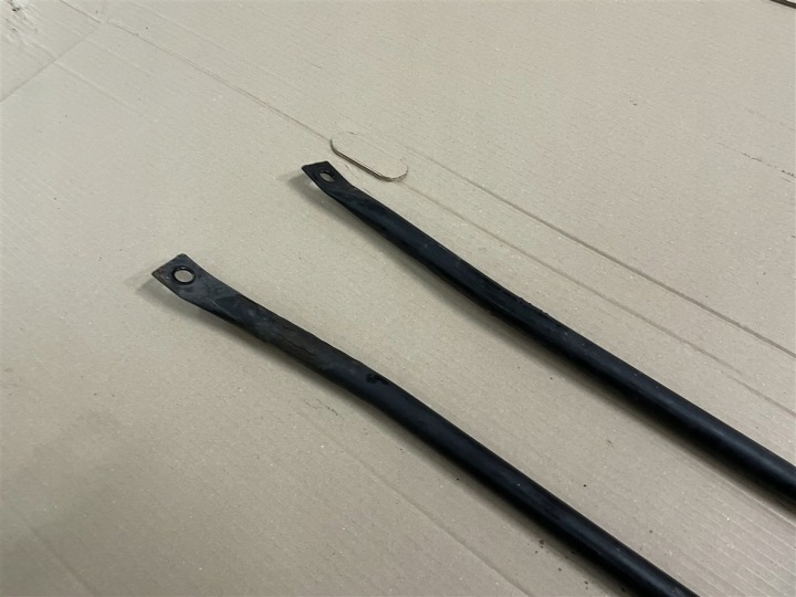 2 CV BARRE DE LIAISON SUPPORT TRAÎNEAU SUSPENSIONS AVANT TRAFIC2 II III 3 4 IV 01-23R