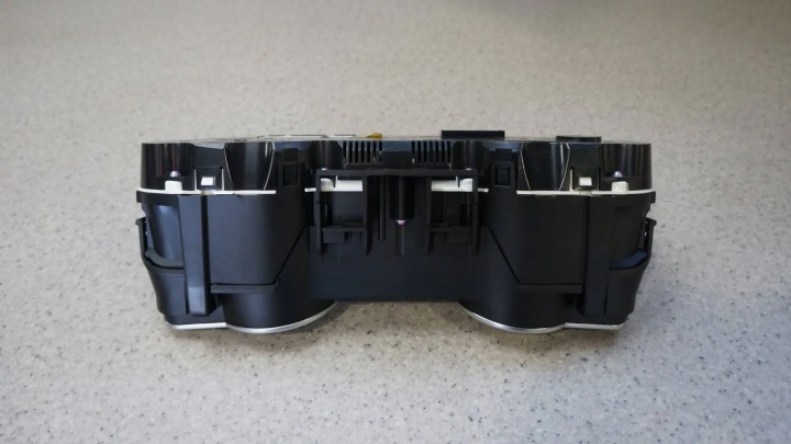 COMPTEUR ZEGRY 8T0920981H AUDI A5 8T 2.0 TSI UK