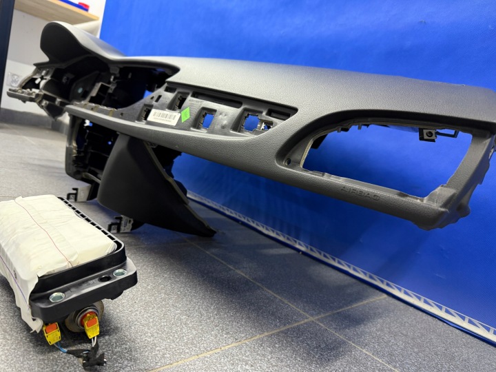AUDI A6 C7 TABLEAU DE BORD COCKPIT CONSOLE ORIGINAL 4G1858041LL SOUL