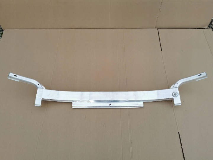 AUDI Q5 II 80A POUTRE AVANT RENFORCEMENT AVANT B.LADNA 80A807113E