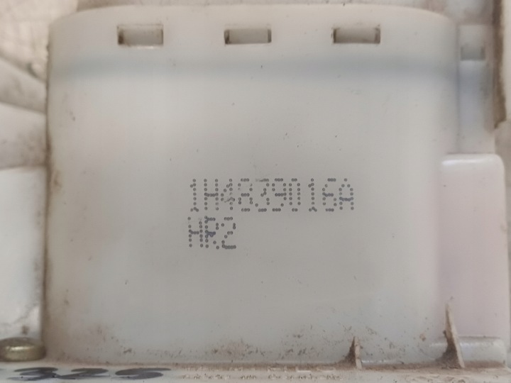 VW GOLF 3 III UNIVERSEL 91- SERRURE DE PORTE DROIT ARRIÈRE 1H4839016A