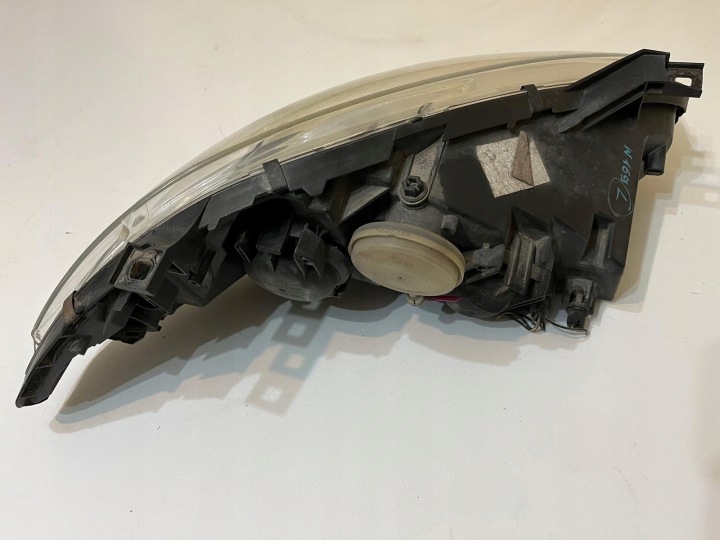 MERCEDES A CLASSE W169 PHARE GAUCHE AVANT 1698200161 0301197201