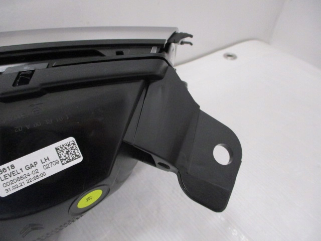 CITROEN C3 III LED GAUCHE JEU EUROPE 9820877980