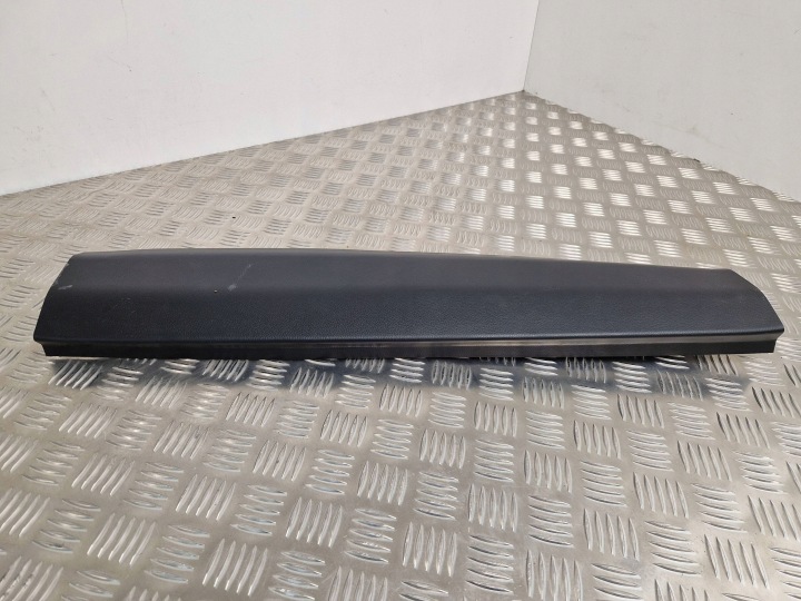 TOYOTA RAV 4 (XA50) 2022 GARNITURE COUVERCLES DE COFFRE ARRIÈRE COUVERCLES DE COFFRE