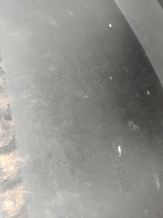 AUDI TT 8S PARE-CHOCS AVANT 2014-2018 ANNÉE 8S0807437 EN TRÈS BON ÉTAT NOIR E402