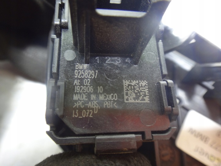PANNEAU COMMUTATEUR RYGLOWANIA SERRURE GAUCHE AVANT BMW X5 F15 X6 F16 EUROPE