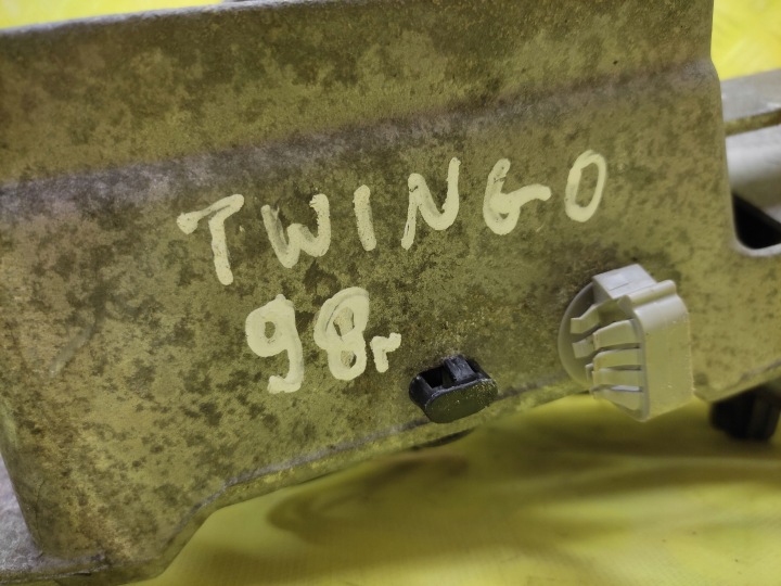 RENAULT TWINGO MÉCANISME ESSUIE-GLACES ARRIÈRE 7701669838