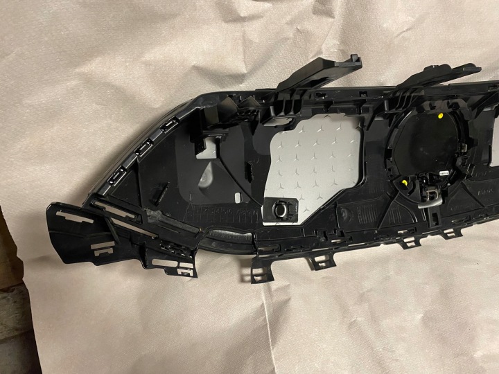 CALANDRE MERCEDES EQS LOGO SOUS RADAR CAMÉRA ENSEMBLE