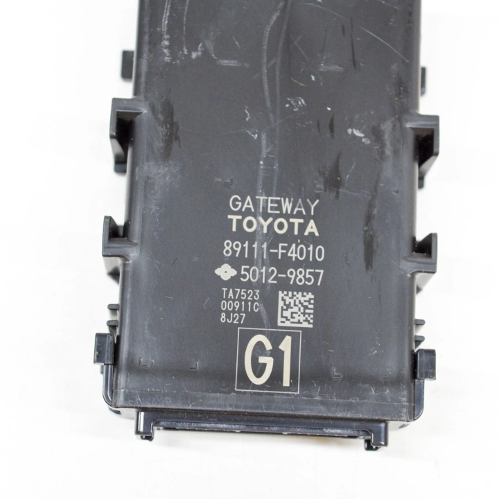 TOYOTA C-HR I 2019 MODULE COMMANDE GATEWAY