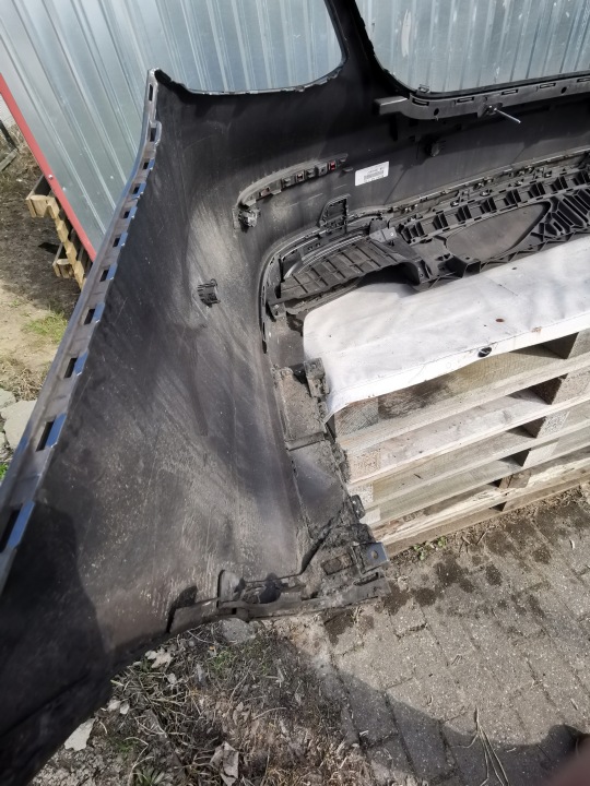 MERCEDES W213 15-19R PARE-CHOCS ARRIÈRE ARRIÈRE BERLINE 6X PDC AMG LAK992