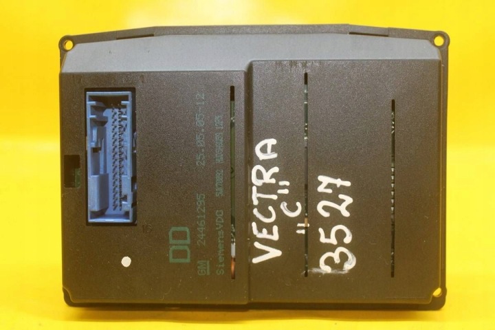 MONITEUR MONITEUR OPEL VECTRA C SIGNUM 24461295