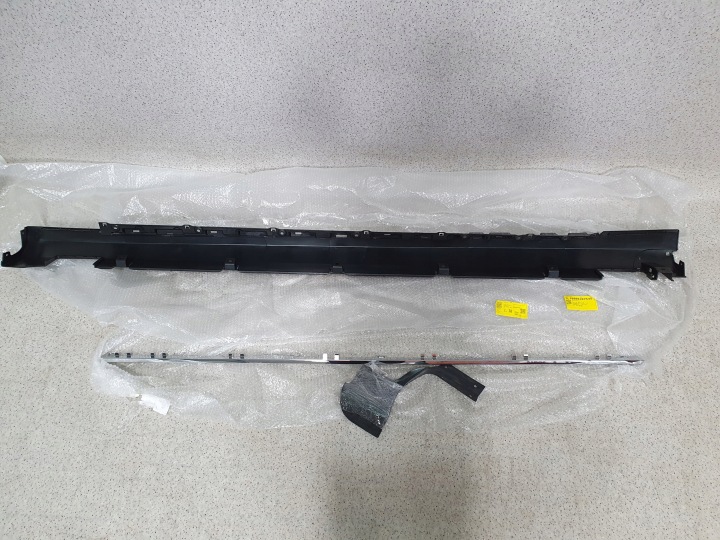 TESLA MODÈLE AVEC LIFT REVÊTEMENT MOULURE SEUIL DROITE ENSEMBLE NOUVEAU 6005875-00-J