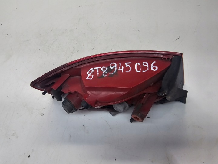 PHARE DROIT ARRIÈRE AUDI A5 8T SPORTBACK 8T8945096