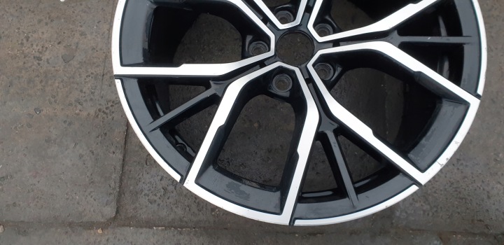 BMW5 G30 G31 JANTE EN ALLIAGE KOLO ALUS JANTE 5X112 9JX19H2 IS44 8747406