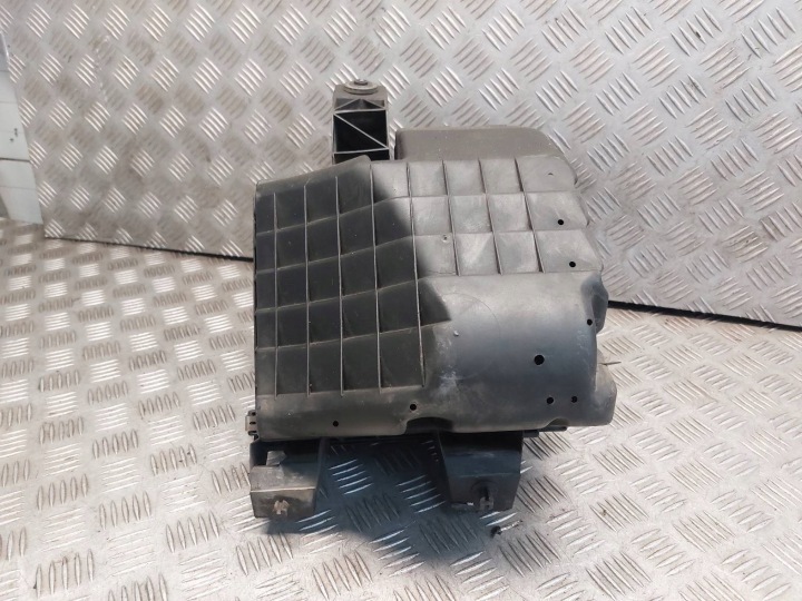 CHÂSSIS FILTRE AIR DÉBITMÈTRE TUYAU CONDUIT D'AIR PASSAT B5 1.8 T