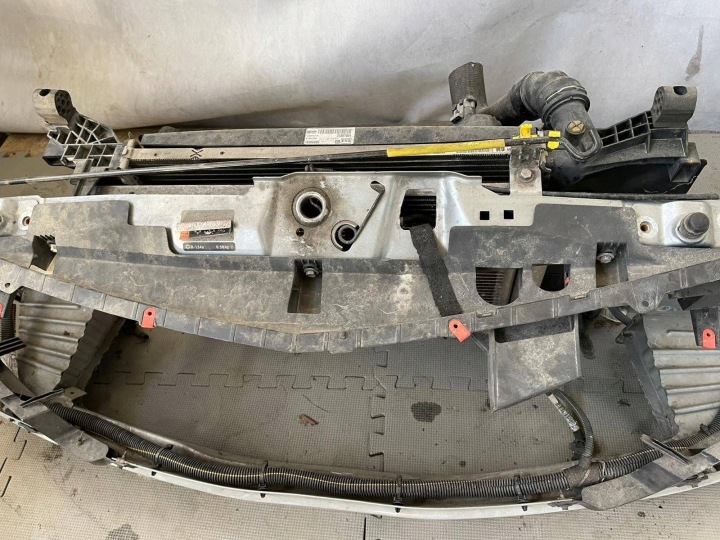 PANNEAU AVANT OPEL MERIVA B 13267652