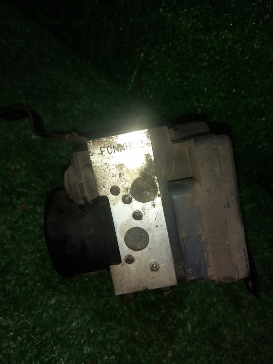 POMPE ABS HYUNDAI TUCSON 589002E150