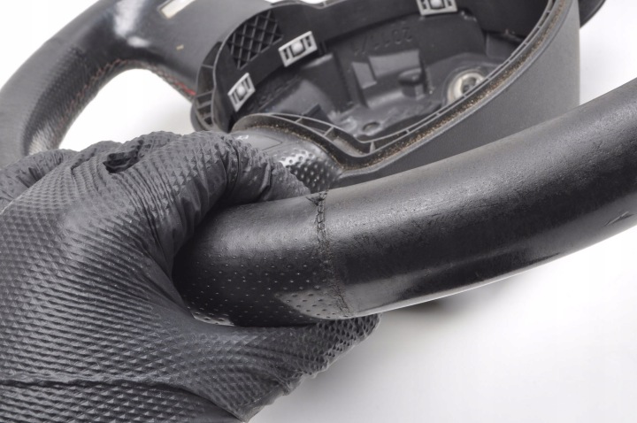 AUDI Q7 I VOLANT CUIR 4F0419091CA SLINE PALETTES