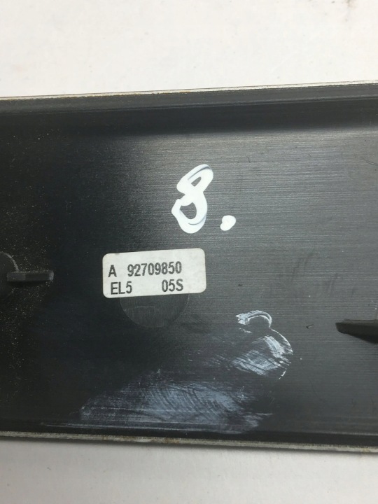 VOLKSWAGEN GOLF VI MOULURE PORTES ARRIÈRE GAUCHE CÔTÉ 5K4867439 2011