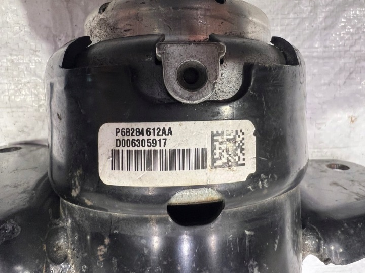 JEEP WRANGLER JL POIGNÉE SUPPORT FIXATION COUSSIN MOTEUR P68284612AA