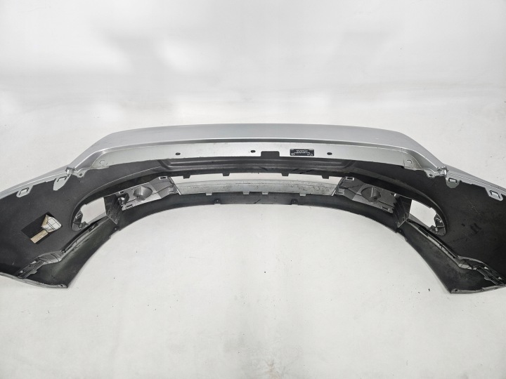 VOLVO V50 LIFT 2007 PARE-CHOCS AVANT 30744976