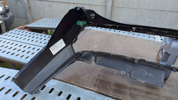 PARE-CHOCS ARRIÈRE ARRIÈRE TOYOTA RAV 4 (XA50) 5215942320