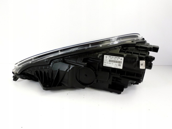 PORSCHE MACAN 95B PHARE DROITE XÉNON ROTATIF SANS DOSWIETLENIA 95B941032