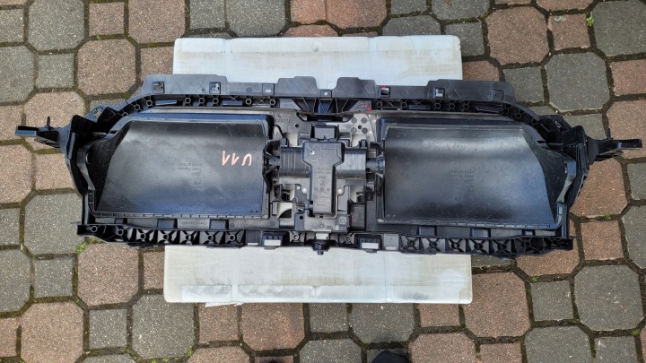 GUIDE D'AIR STORE JALOUSIE BMW X1 U11 CALANDRE ADMISSION ZALUZJE GRILLE